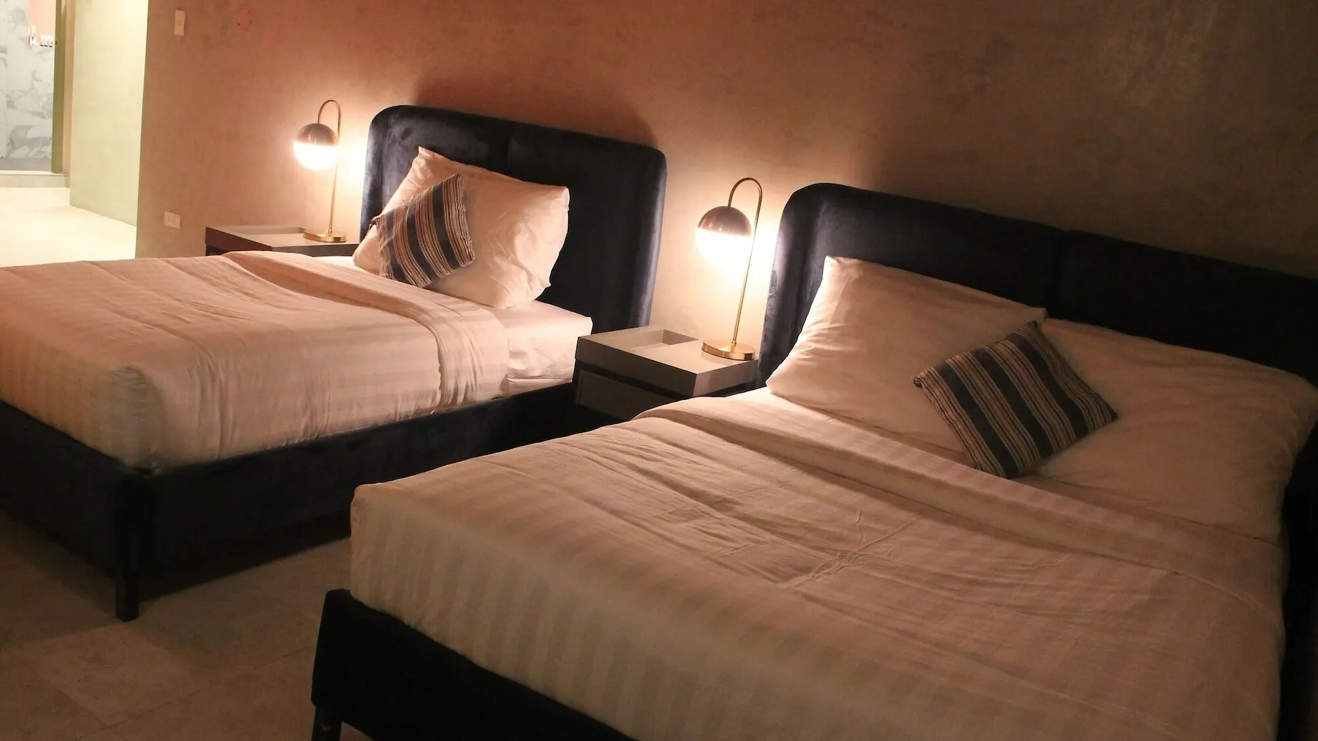 Citizen Hotel Mandaluyong